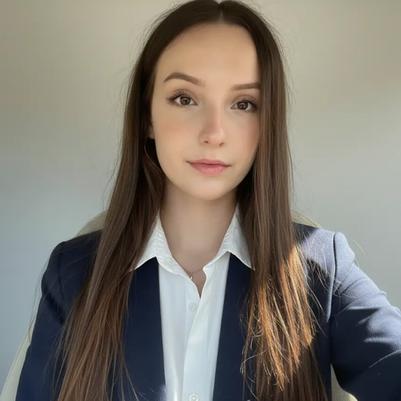 Lucía Inés Bueno Martínez